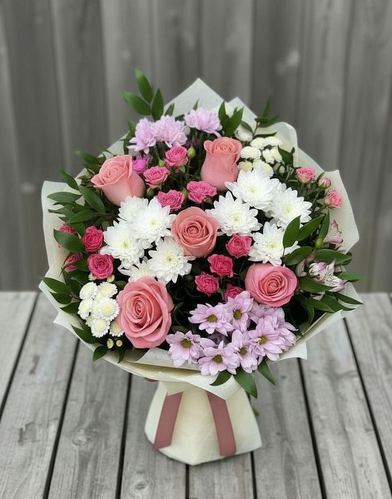 Букет цветов из: Альстромерии, Гвоздики, Розы и Хризантемы в Лесогорском