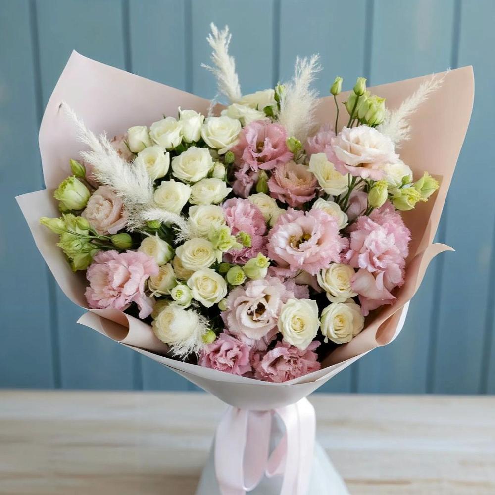 Букет цветов из: Альстромерии и Розы в Лесогорском