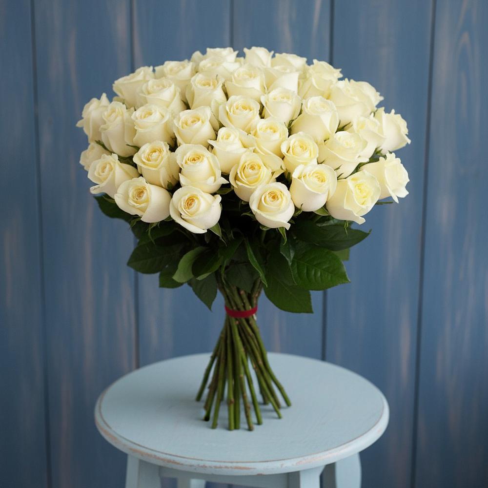 Букет 51 Белая роза Эдлесс Лав в Лесогорском