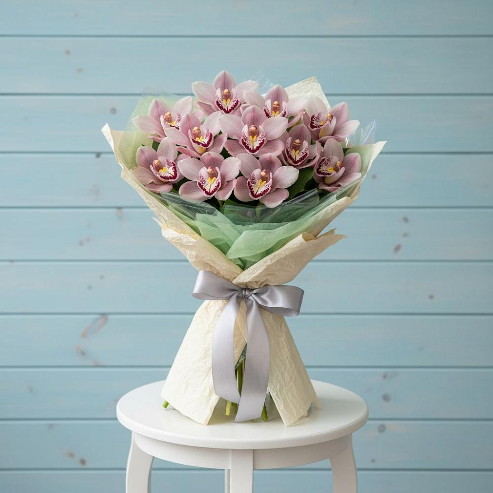 Букет цветов из: Орхидеи и Розы в Лесогорском