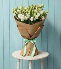 Букет цветов из:  Лизиантусы в Лесогорском