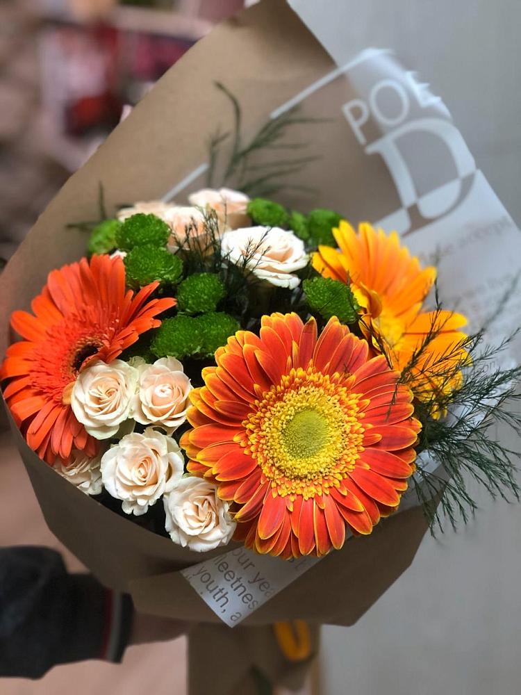 Букет цветов из: Герберы, Хризантемы и Розы в Лесогорском