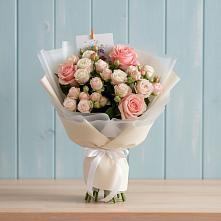 Букет цветов из:  Розы #REPLACE_PRED# Лесогорском