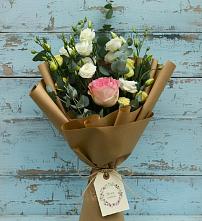 Букет цветов из:  Розы и Лизиантусы в Лесогорском