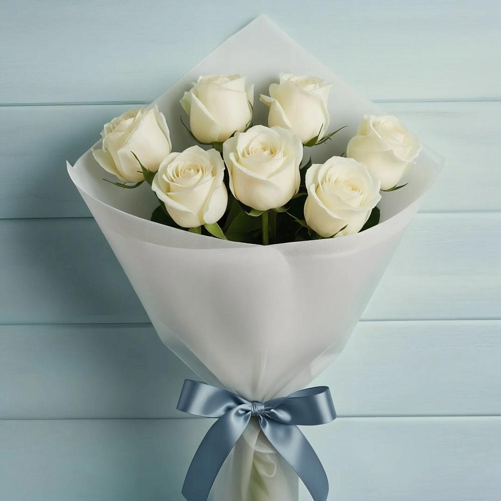 Букет 7 Белых роз Эдлесс Лав в Лесогорском