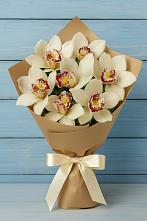 Букет цветов из:  Орхидеи и Розы в Лесогорском